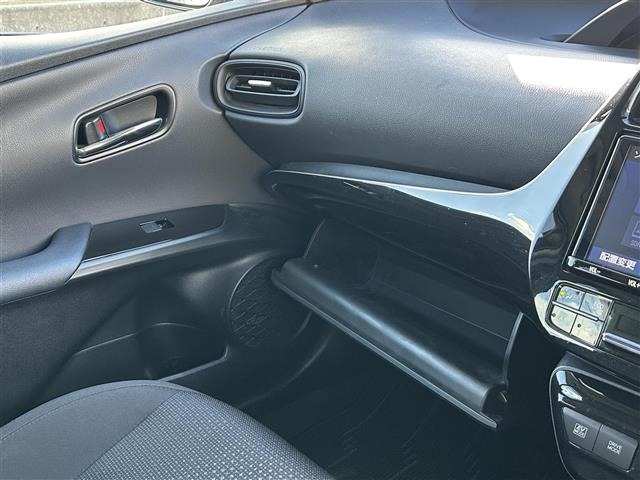 Toyota PRIUS 2021 6975016-5