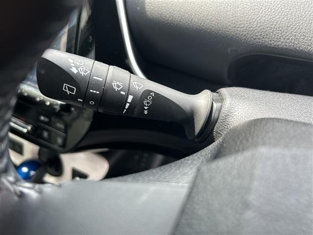 Toyota PRIUS 2018 6975060-11