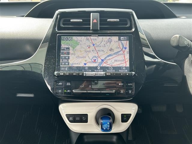 Toyota PRIUS 2018 6975060-3