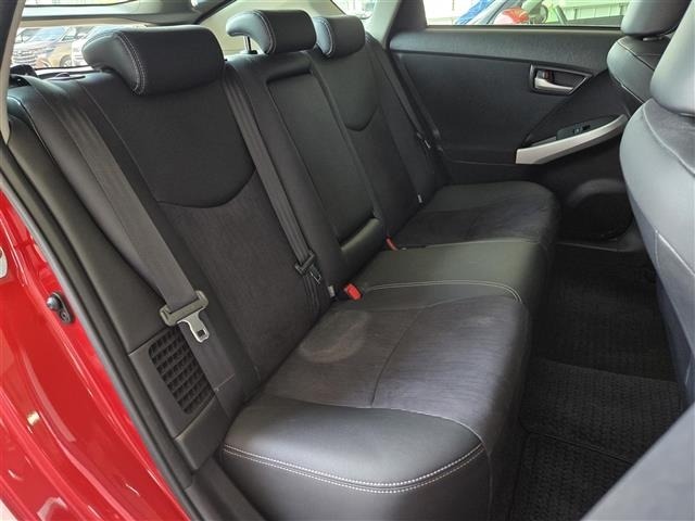 Toyota PRIUS 2013 6975064-6