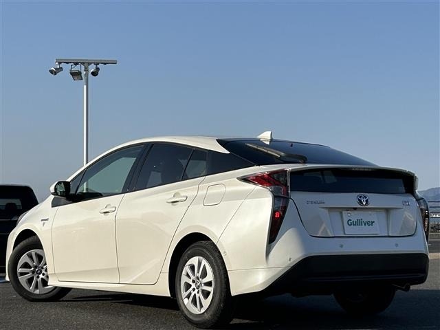 Toyota PRIUS 2018 6975076-13