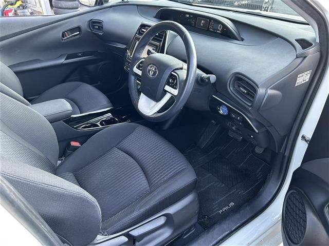 Toyota PRIUS 2018 6975076-20