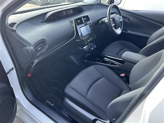 Toyota PRIUS 2018 6975076-6