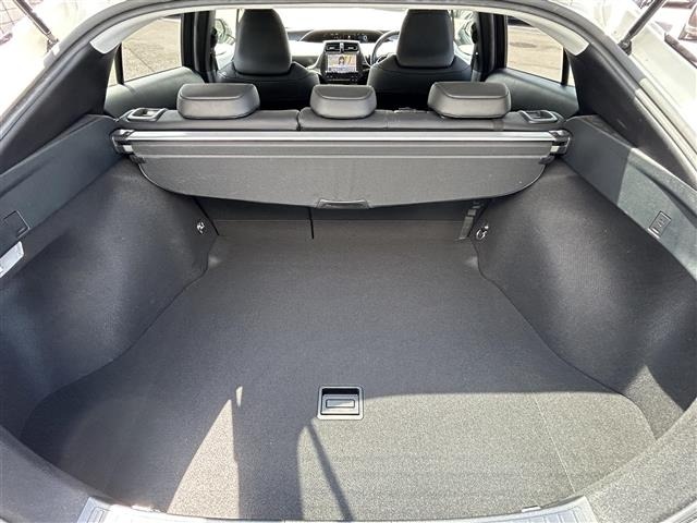 Toyota PRIUS 2017 6975095-10