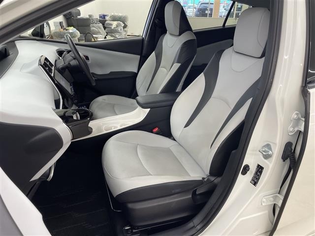 Toyota PRIUS 2016 6975104-1