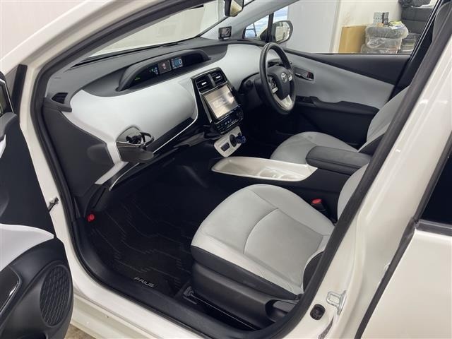 Toyota PRIUS 2016 6975104-21