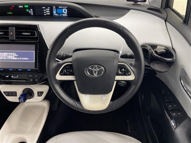 Toyota PRIUS 2016 6975104-4