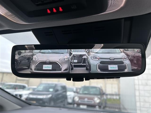 Toyota PRIUS 2023 6975105-1