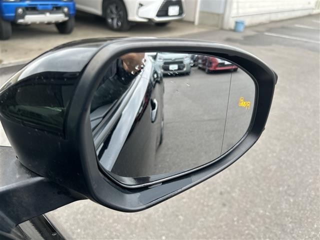 Toyota PRIUS 2023 6975105-5