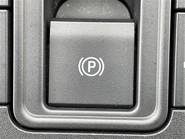Toyota PRIUS 2023 6975109-6
