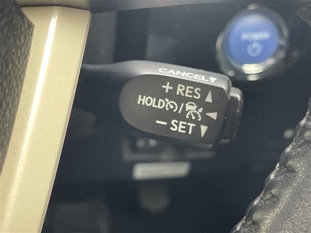 Toyota PRIUS 2018 6975114-1