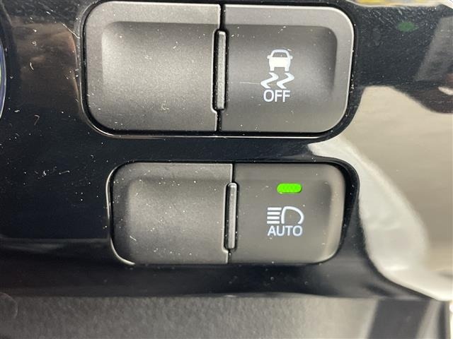 Toyota PRIUS 2018 6975114-20