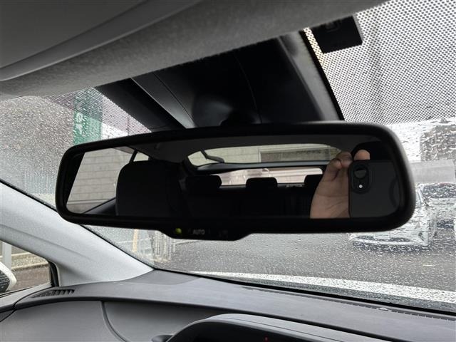 Toyota PRIUS 2019 6975119-10