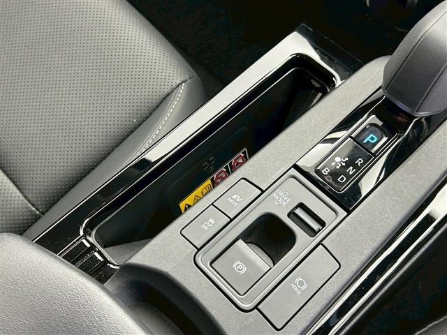 Toyota PRIUS 2023 6975128-4