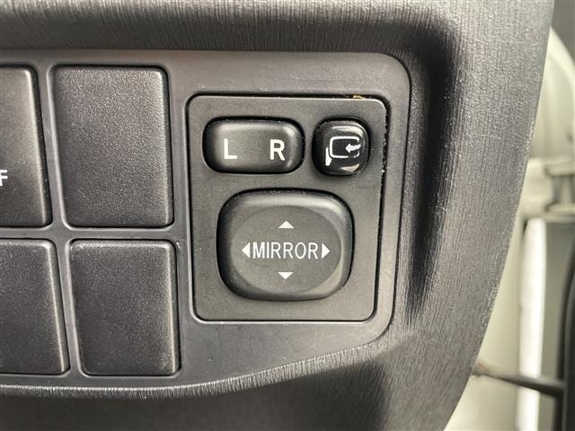Toyota PRIUS 2014 6975140-10