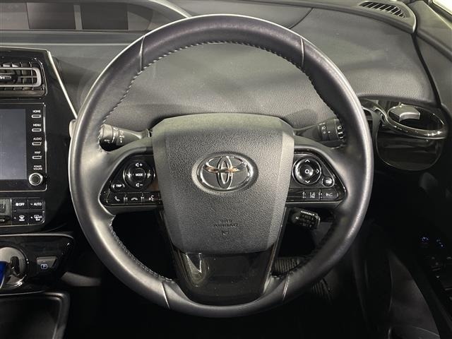 Toyota PRIUS 2022 6975155-4