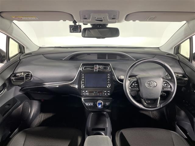 Toyota PRIUS 2022 6975155-6