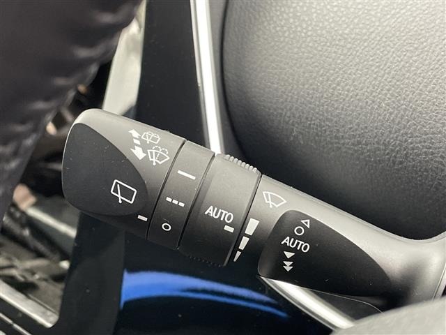 Toyota PRIUS 2019 6975161-10