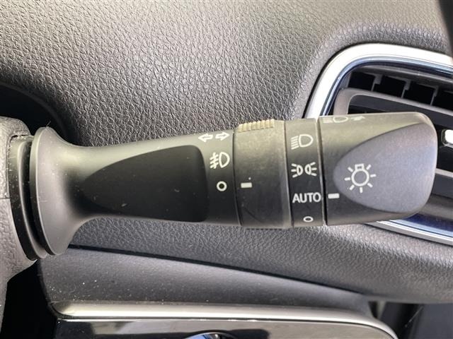 Toyota PRIUS 2019 6975165-11