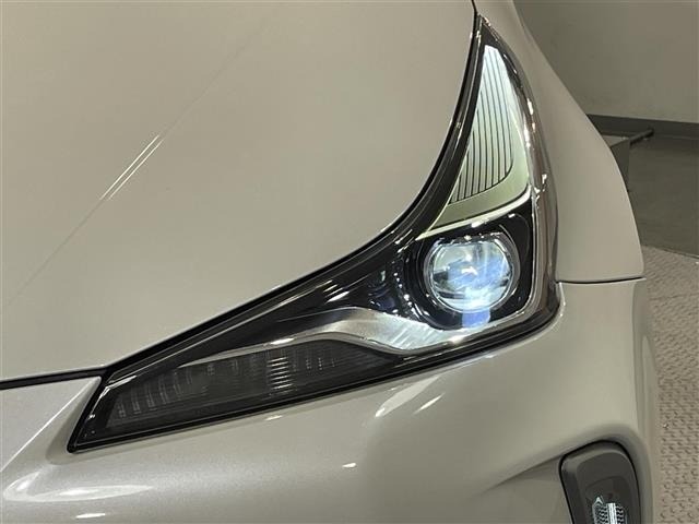 Toyota PRIUS 2019 6975166-13