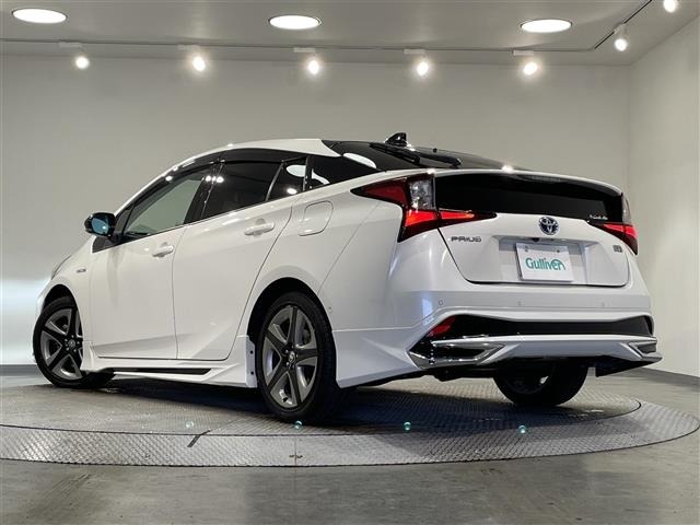 Toyota PRIUS 2019 6975166-14