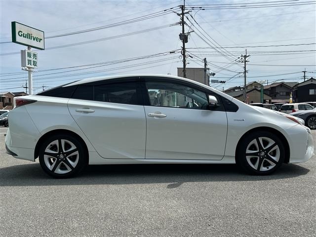Toyota PRIUS 2016 6975173-6