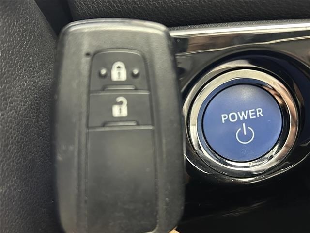 Toyota PRIUS 2018 6975174-3