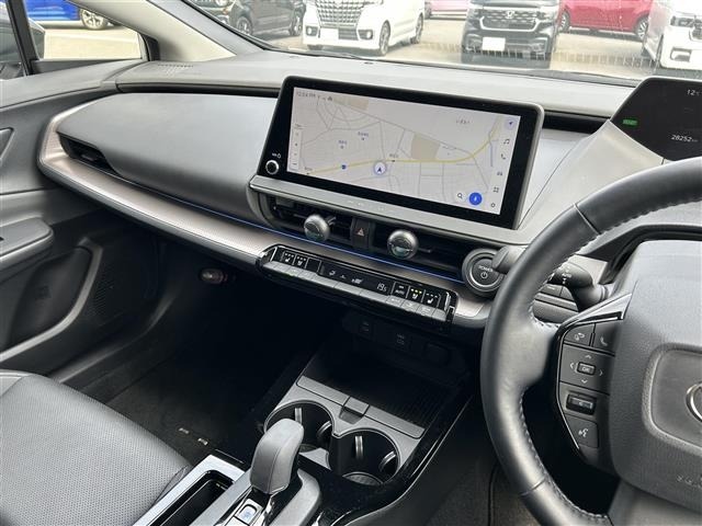 Toyota PRIUS 2023 6975204-10