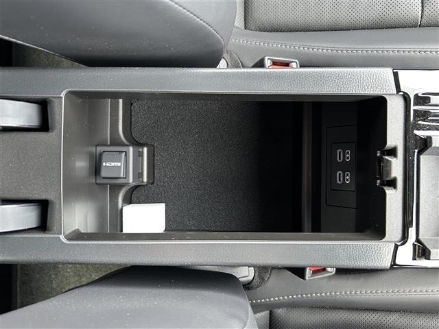 Toyota PRIUS 2023 6975204-22