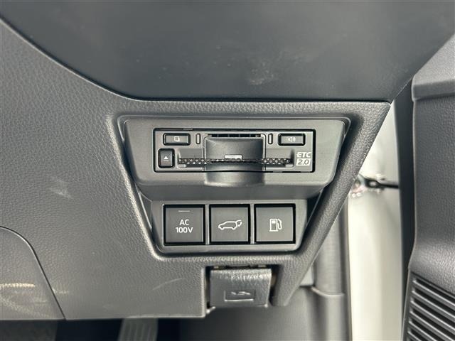 Toyota PRIUS 2023 6975204-7