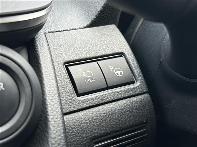 Toyota PRIUS 2023 6975204-8