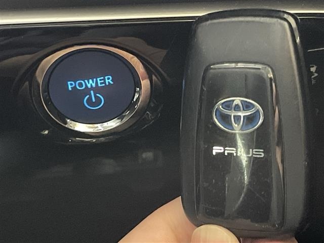 Toyota PRIUS 2021 6975209-5