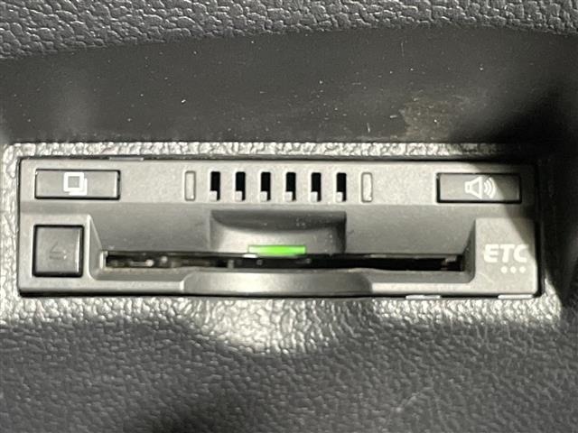 Toyota PRIUS 2021 6975209-7