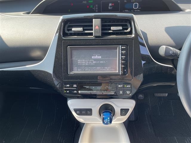 Toyota PRIUS 2016 6975220-1
