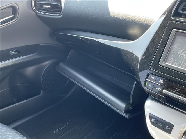 Toyota PRIUS 2016 6975220-12