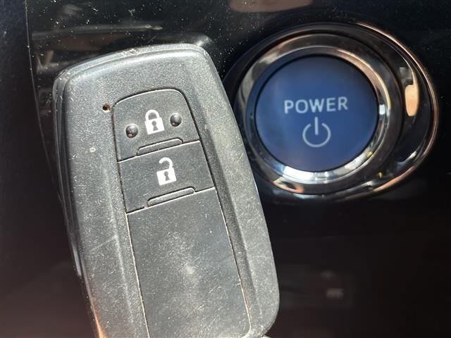 Toyota PRIUS 2016 6975224-9