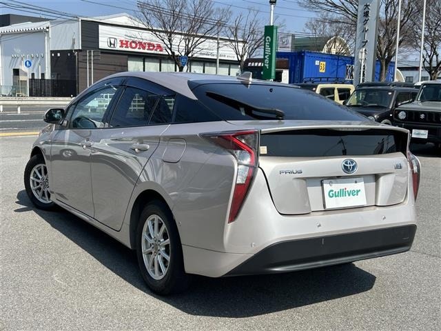 Toyota PRIUS 2016 6975287-13