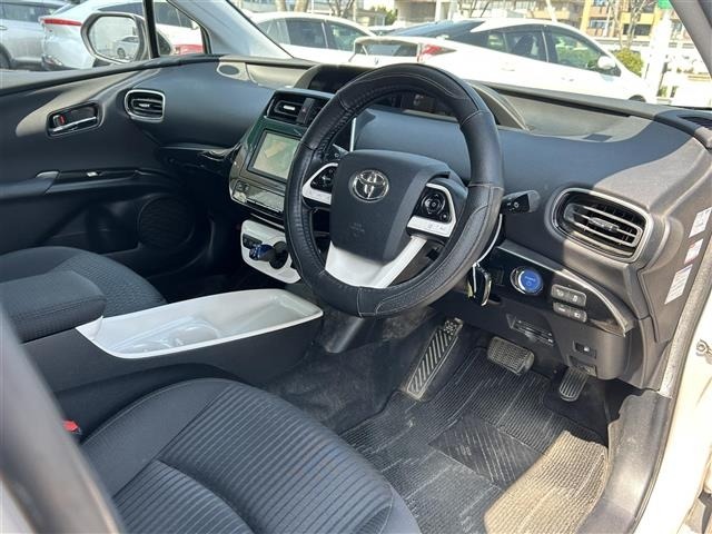 Toyota PRIUS 2016 6975287-6