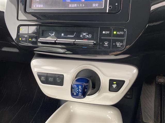 Toyota PRIUS 2016 6975302-21