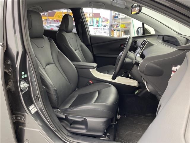 Toyota PRIUS 2016 6975302-3