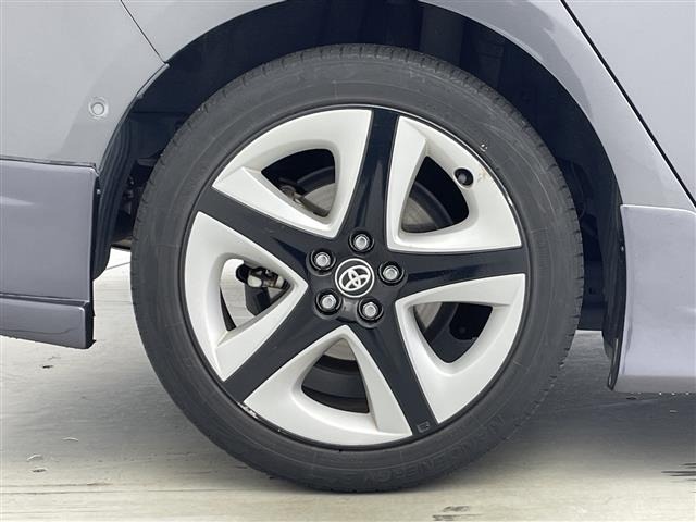 Toyota PRIUS 2016 6975302-4