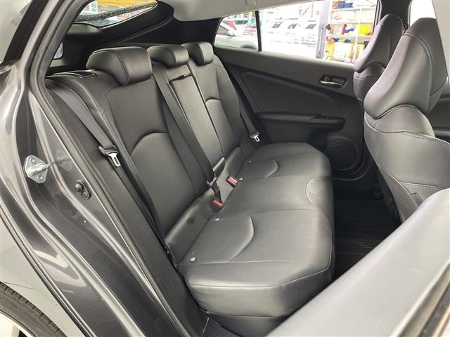 Toyota PRIUS 2016 6975302-7