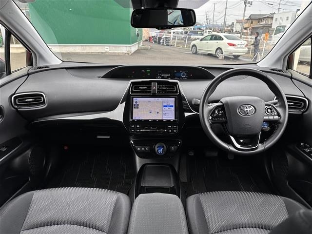 Toyota PRIUS 2019 6975328-16