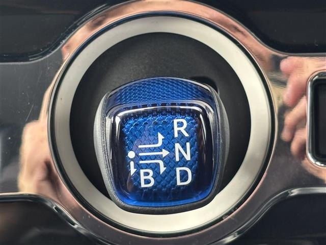 Toyota PRIUS 2016 6975329-10