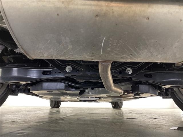 Toyota PRIUS 2023 6975345-15