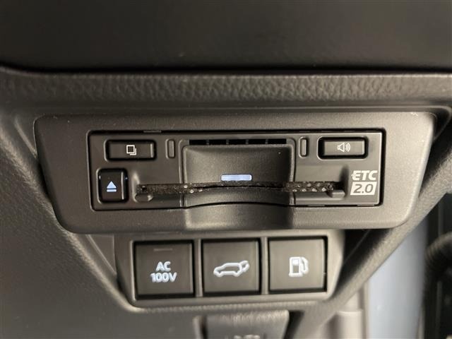 Toyota PRIUS 2023 6975345-3
