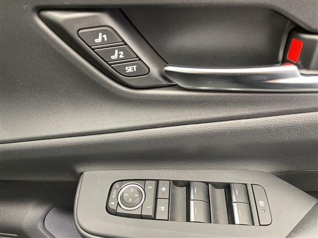 Toyota PRIUS 2023 6975345-6