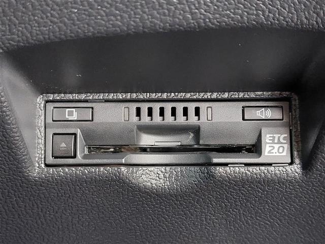 Toyota PRIUS 2021 6975379-10