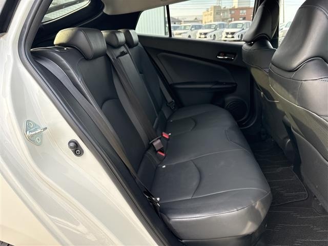 Toyota PRIUS 2017 6975398-10