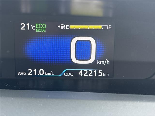 Toyota PRIUS 2017 6975398-19